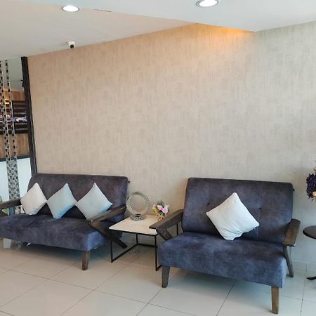 בוקיט מרטג'אם Bg Business Hotel מראה חיצוני תמונה