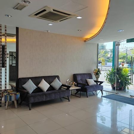 בוקיט מרטג'אם Bg Business Hotel מראה חיצוני תמונה