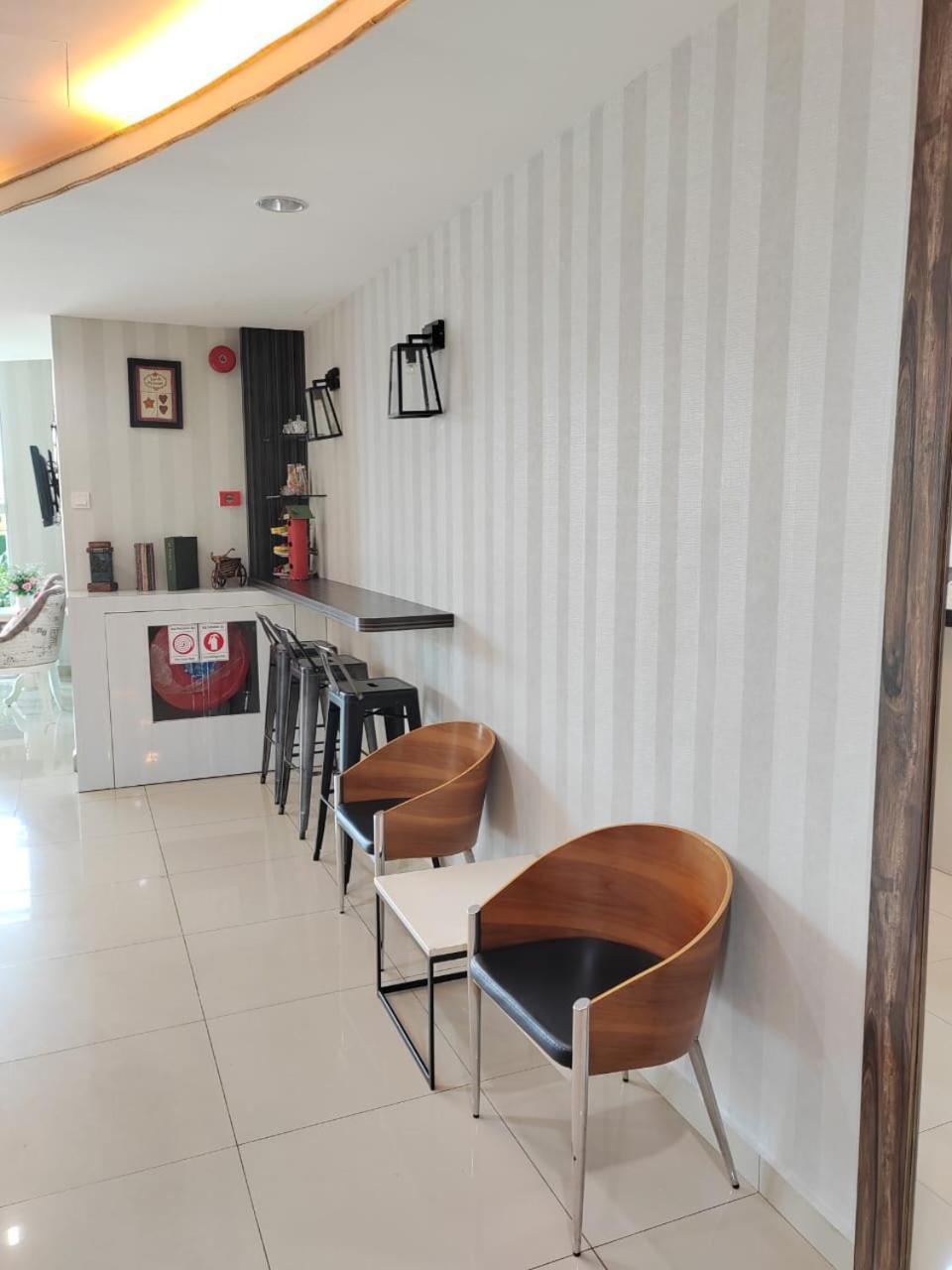 בוקיט מרטג'אם Bg Business Hotel מראה חיצוני תמונה